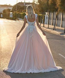 svadobné šaty - model Agostina